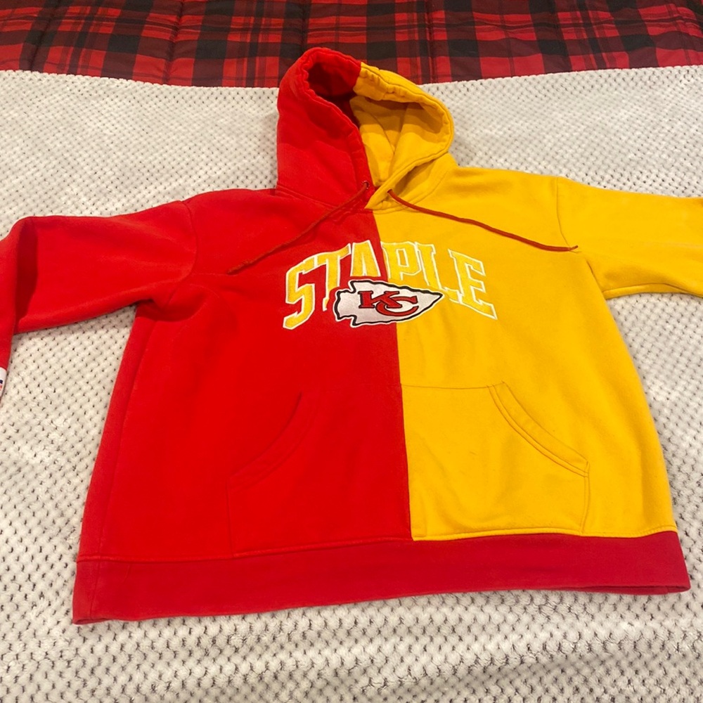 Kansas City Chiefs dual color hoodie, XL